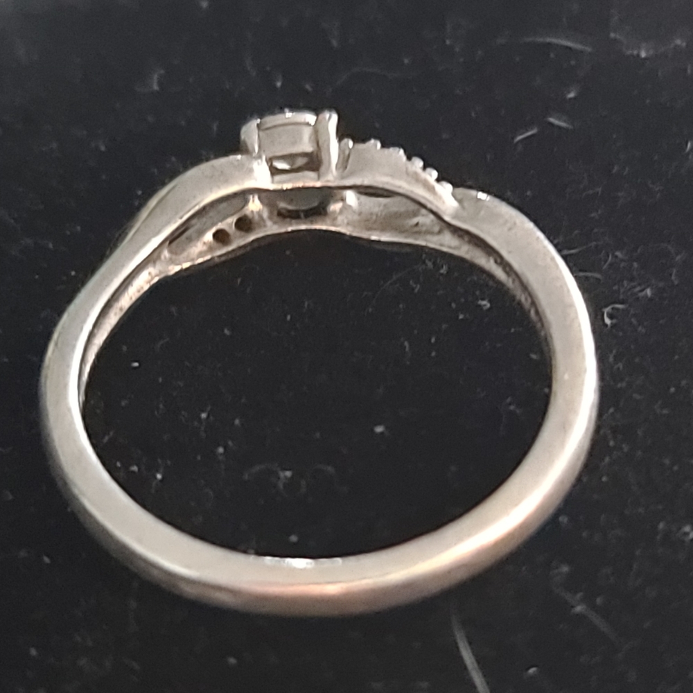Diamond Ring - Picture 6 of 11